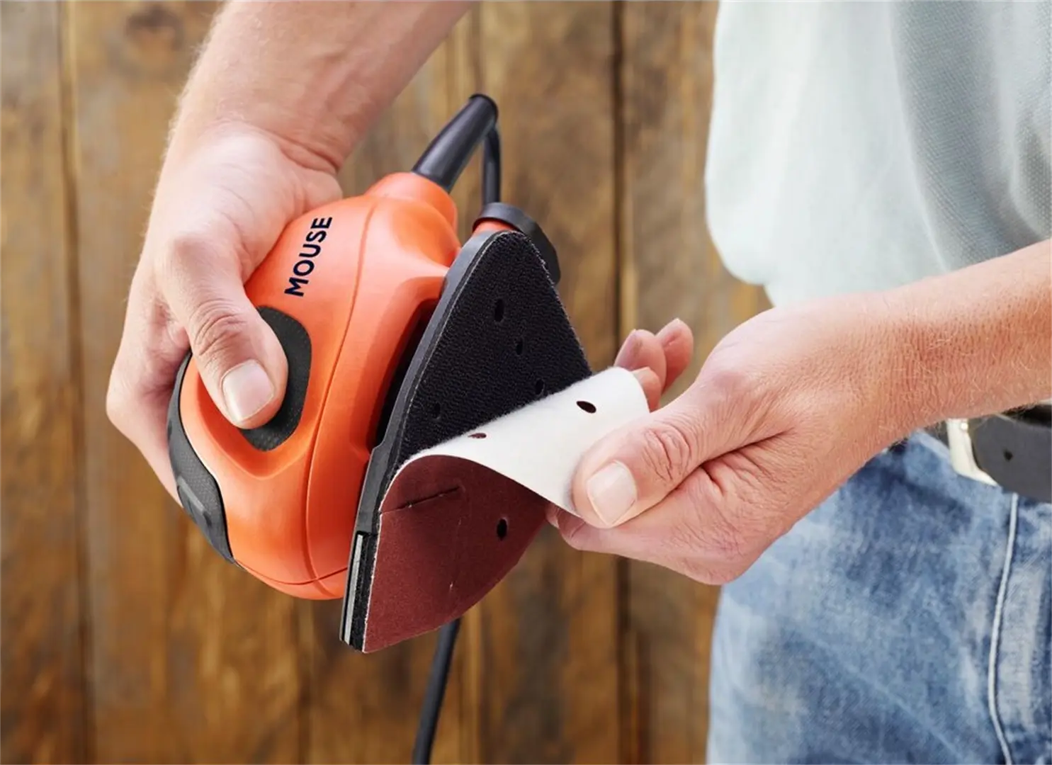 Elektro-Dreieckschleifer BlackDecker BEW230K