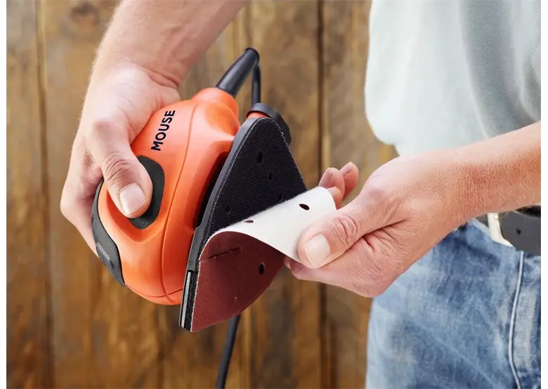 Elektro-Dreieckschleifer BlackDecker BEW230K
