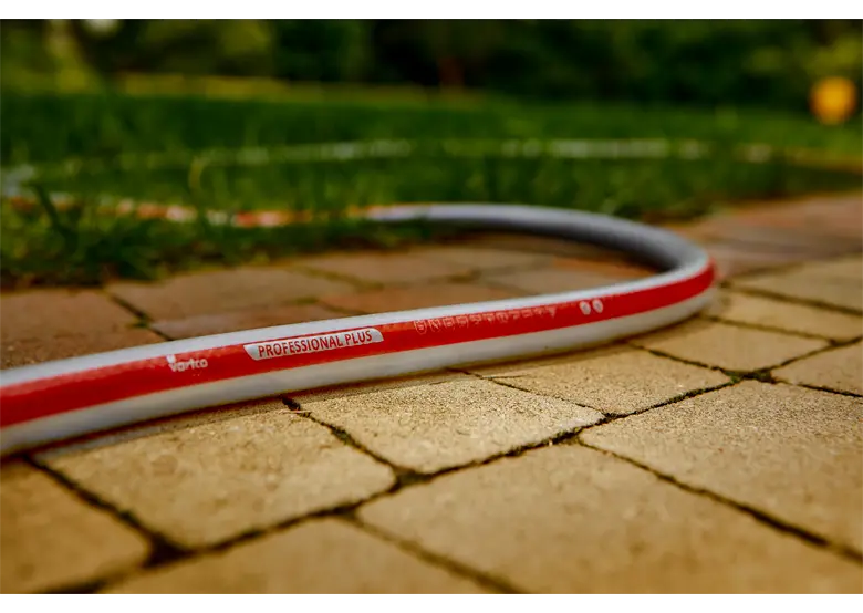 Gartenschlauch 1" 30m 6-lagig Vartco PROFESSIONAL PLUS TFS 1005100030